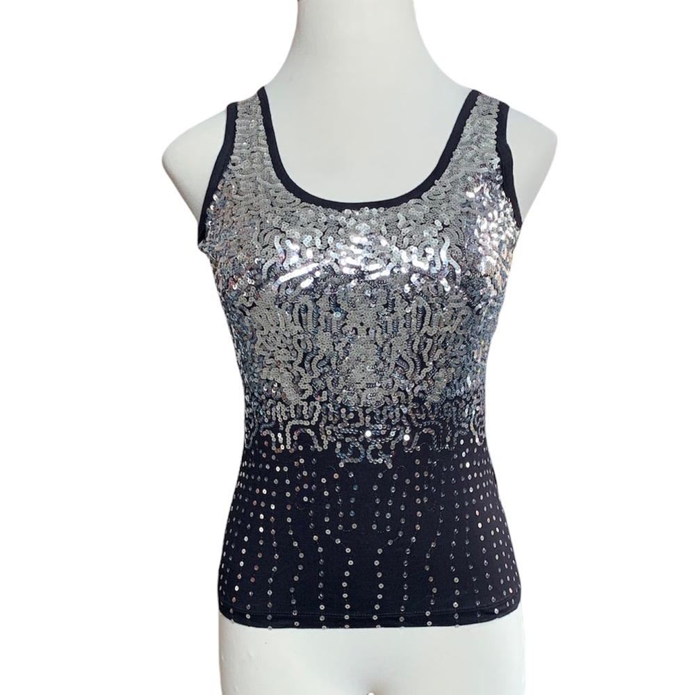 DIVA sequin top